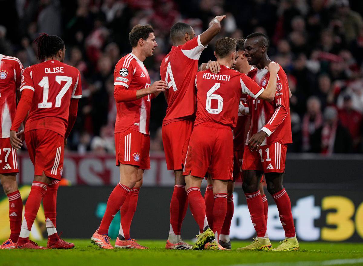 赛后荷甲焦点战；门兴格拉德巴赫迎来里程碑；态度坚定；医务组通报恢复的简单介绍