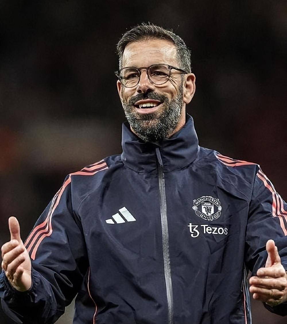 实时比分-意大利杯倒计时，曼联转会期强势反弹，细节引发关注，底气十足，阵容厚度经受考验的简单介绍